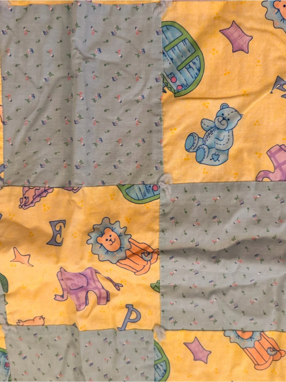 Vintage Pastel Patchwork Baby Quilt Blanket (34x45)